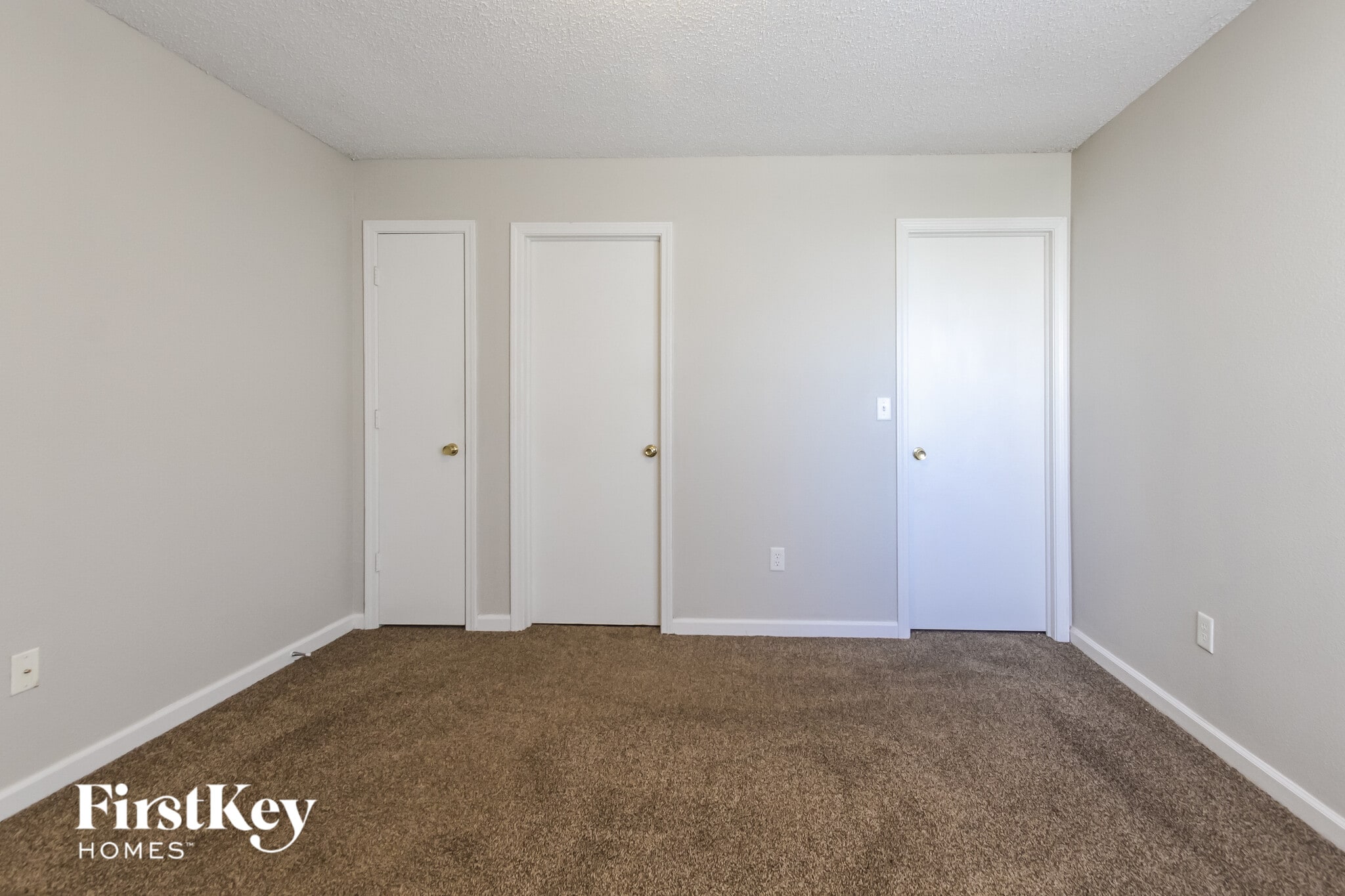 Building Photo - 3912 Roundwood Dr