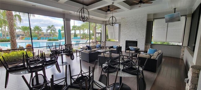 Building Photo - 9753 Lost Creek Dr