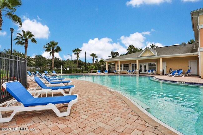 Building Photo - 4990 Key Lime Dr