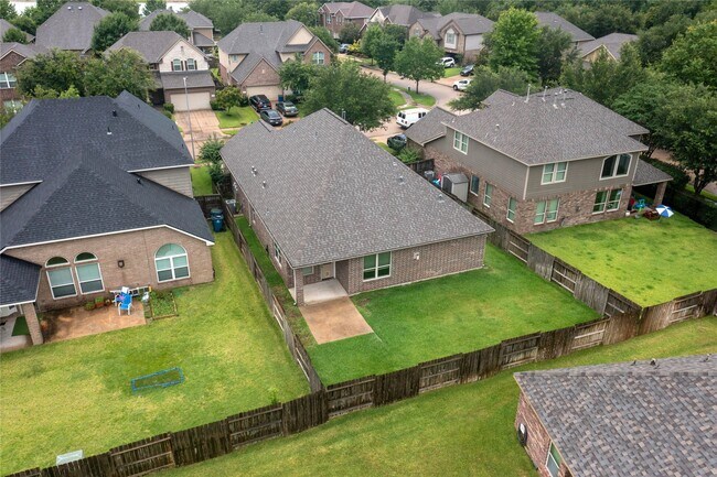 Building Photo - 12314 Meadow Breeze Dr