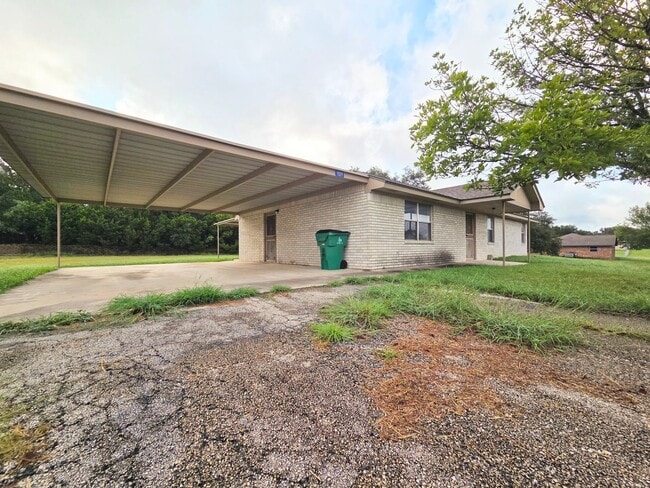 Building Photo - NEW IN MANAGEMENT - AVAILABLE NOW!