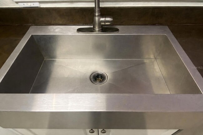 Building Photo - 4333 Bayside Village Dr