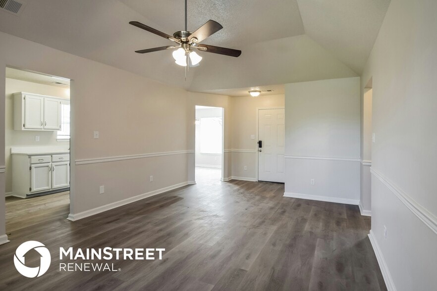Building Photo - 7063 Foxhall Dr