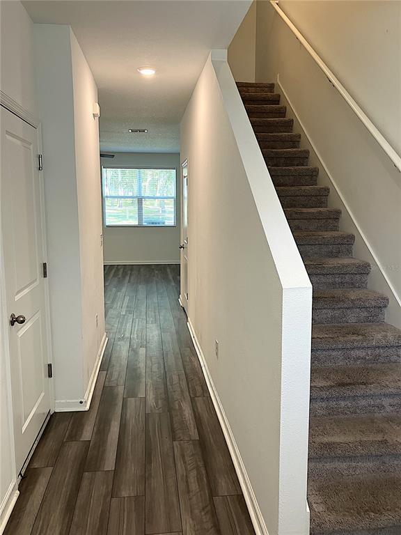 Building Photo - 38061 Elby Ln