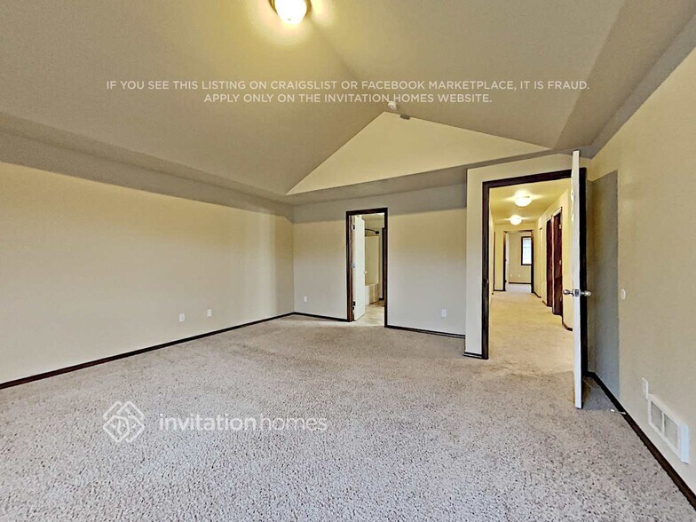 Building Photo - 4822 145th Pl NE