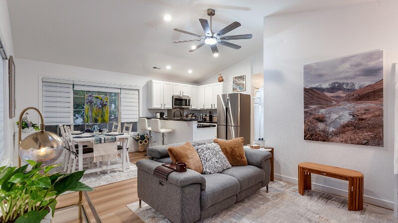 Building Photo - 15270 SW Springdale Ct