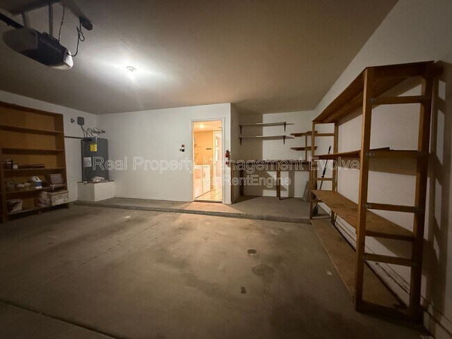 Building Photo - 17215 N 46th Pl