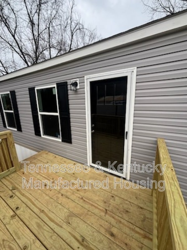 Building Photo - 218 Eller Dr