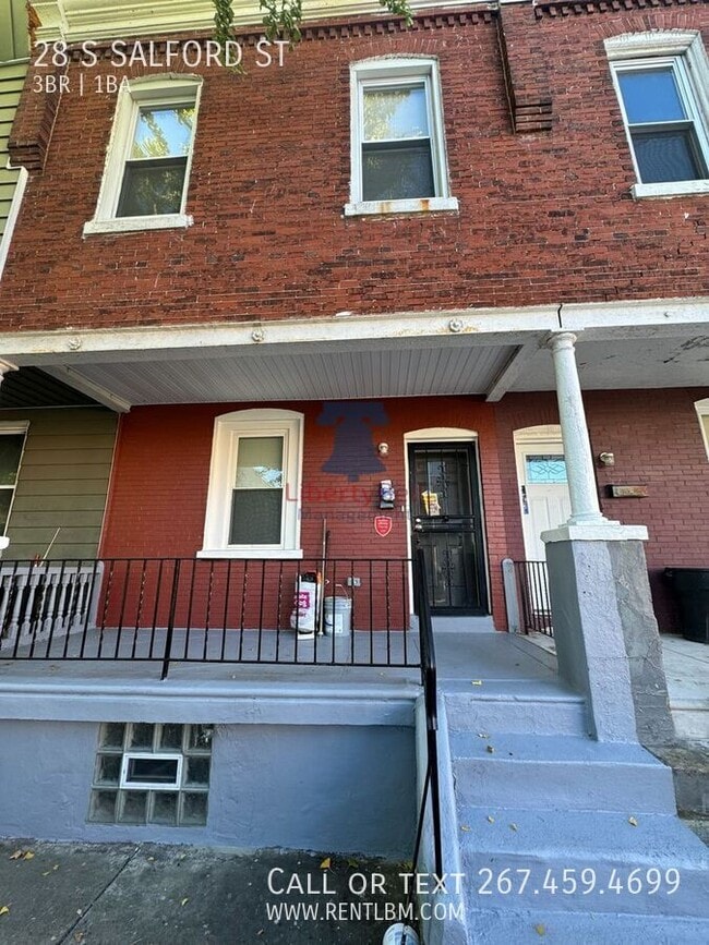 Building Photo - 28 S Salford St