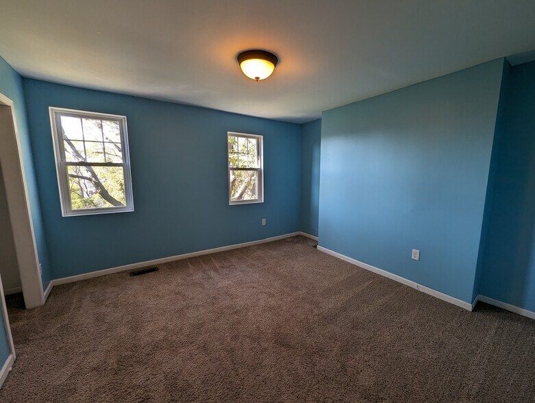 Building Photo - 141 Mulberry St