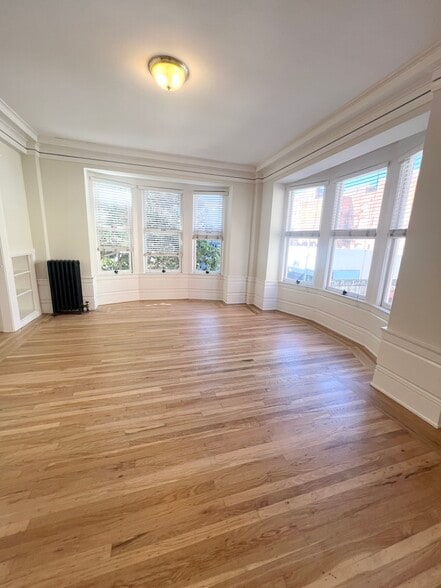 Building Photo - 691 Post St