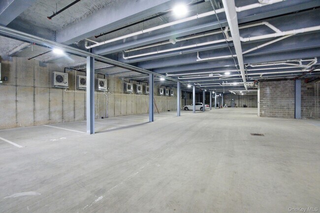 Building Photo - 25 S Riverside Ave