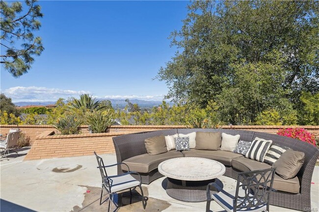 Building Photo - 16347 Mandalay Dr