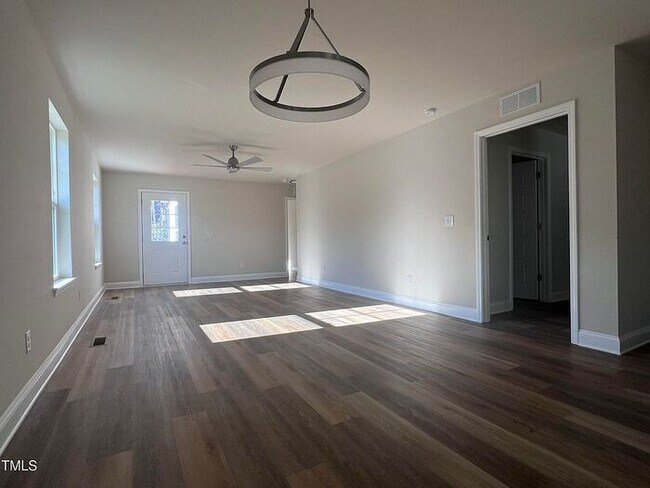 Building Photo - Build Equity While Leasing - Lease and Own...