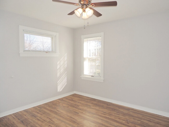 Building Photo - Impressively Renovated 4 Bedroom Cleveland Heights, Ohio Colonial for Rent!