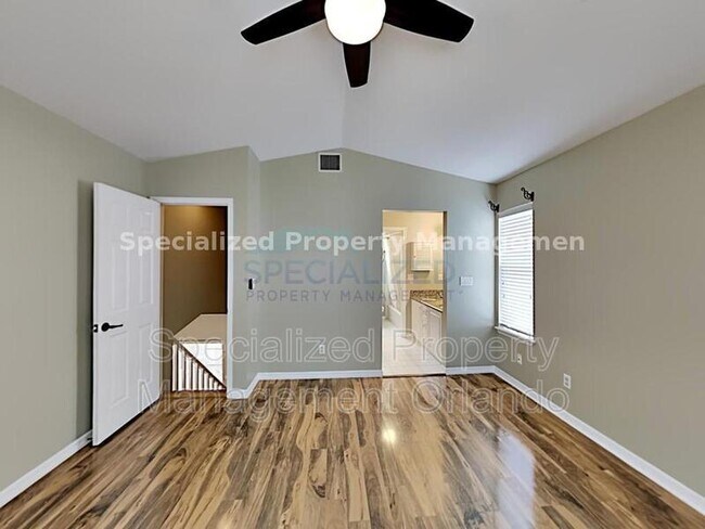 Building Photo - 805 W Smith St