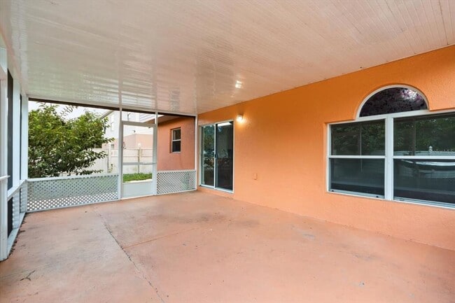 Building Photo - 5328 Michael Dr