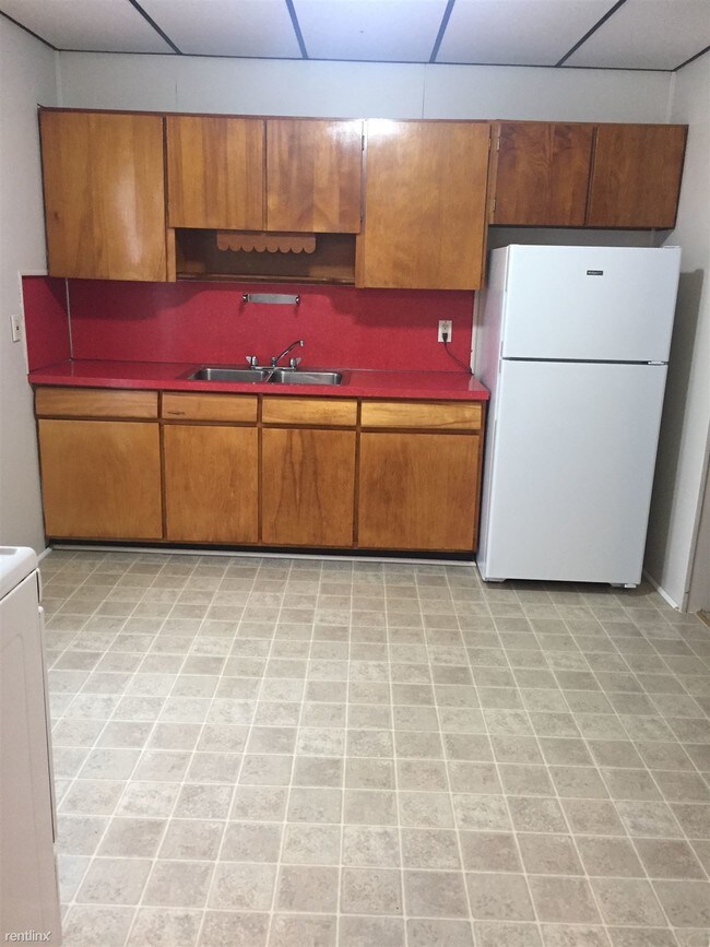 Building Photo - 324 Orange St