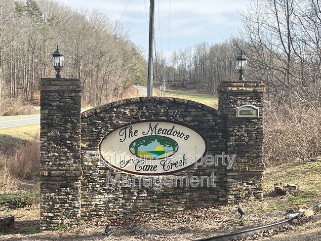 Building Photo - 279 Wahsega Way