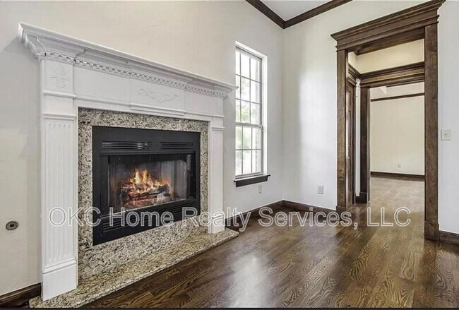 Building Photo - 1216 NW 190th Pl