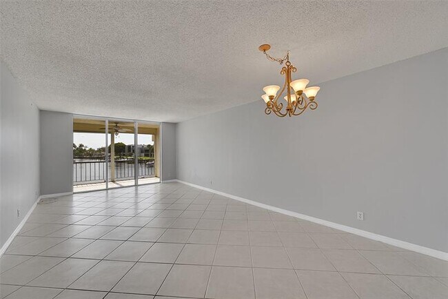 Building Photo - 777 S Federal Hwy