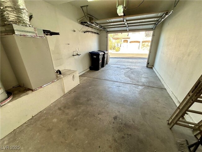 Building Photo - 2611 Glen Green Ave