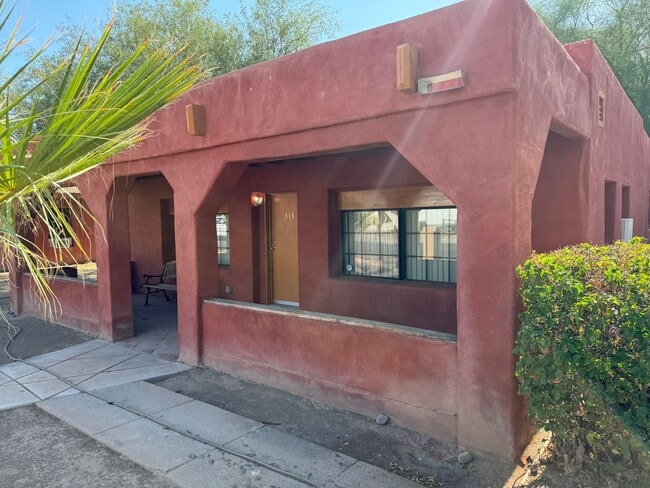 Building Photo - Cozy 2 Bedroom Home in Yuma AZ.