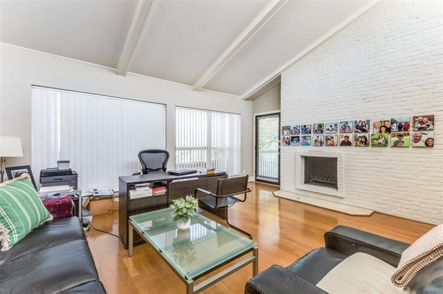 Primary Photo - 5908 Sandhurst Ln