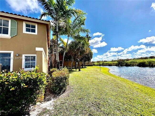 Building Photo - 1088 SW 144th Ave