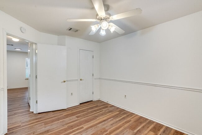 Building Photo - 1505 Strickland Dr