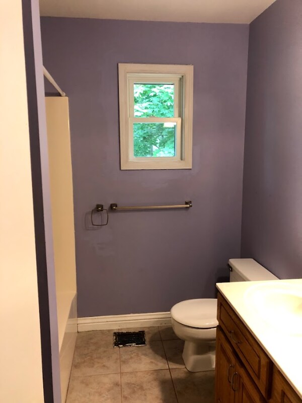 Building Photo - 559 Malletts Bay Ave