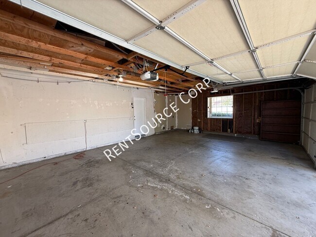 Building Photo - 42803 Fanchon Ave
