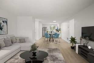Building Photo - Chalet
