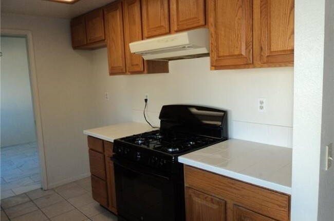 Building Photo - LIVE THE DREAM IN A PRIVATE HOA COMMUNITY ...