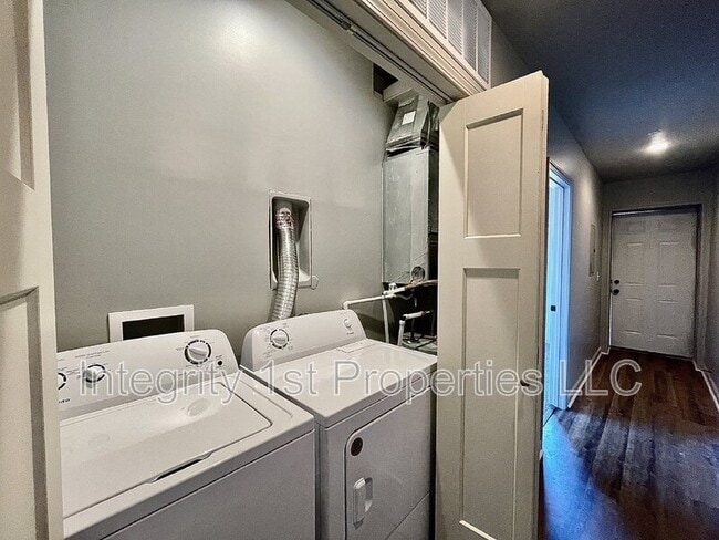 Building Photo - 740 Washington Blvd