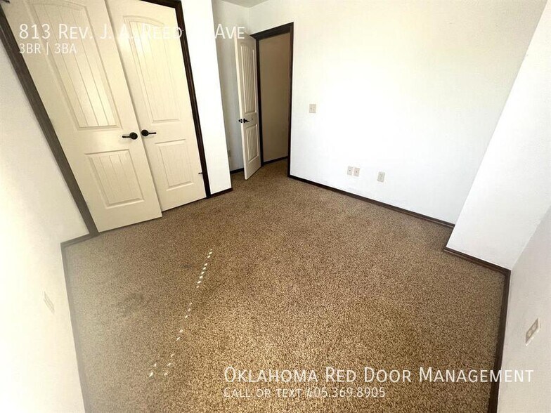 Building Photo - 813 Rev J A Reed Jr Ave