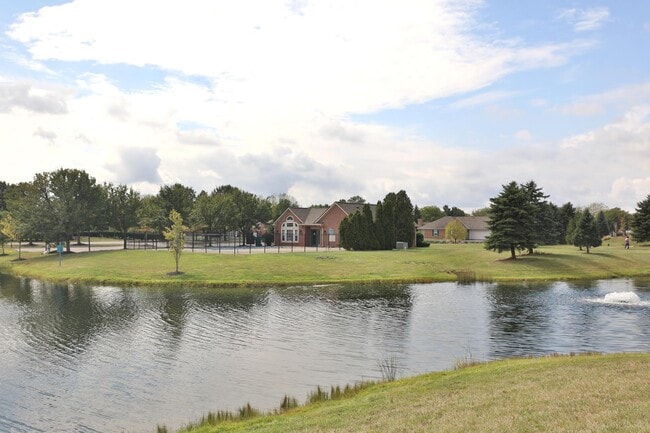 Building Photo - 763 Hidden Springs Dr
