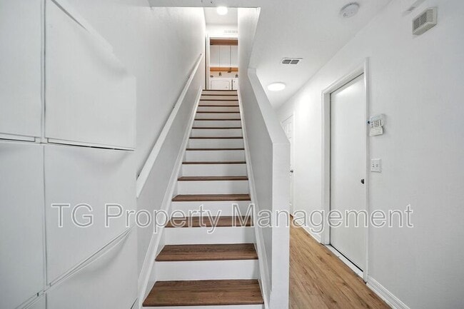 Building Photo - 3769 Verde Gardens Cir