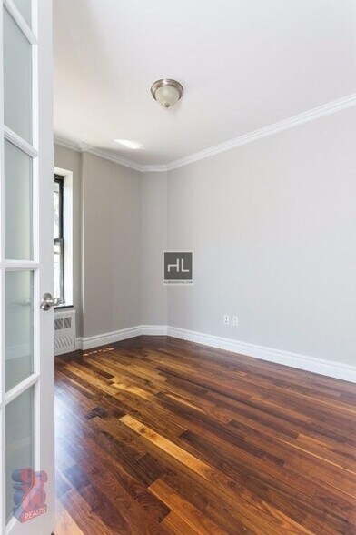 Building Photo - Lexington Avenue