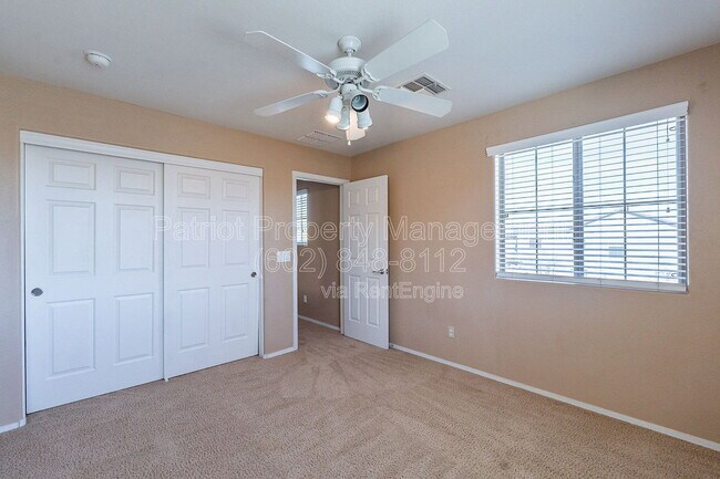Building Photo - 26043 W Potter Dr