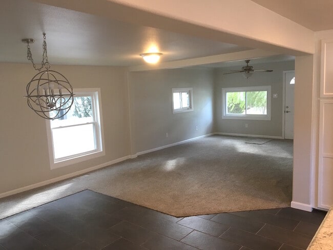 Building Photo - 4 bedroom, 2 bath Home