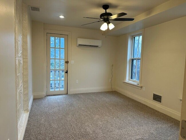 Building Photo - 570 Race St