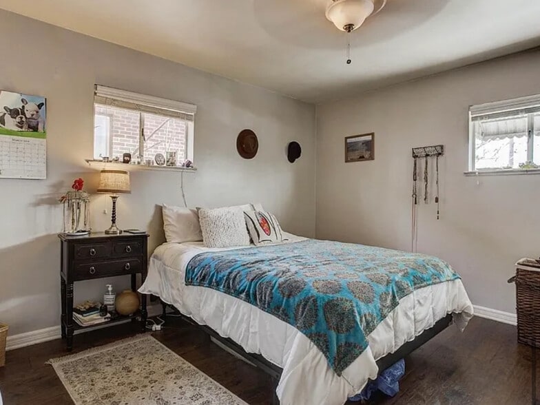 Building Photo - 4350 Decatur St