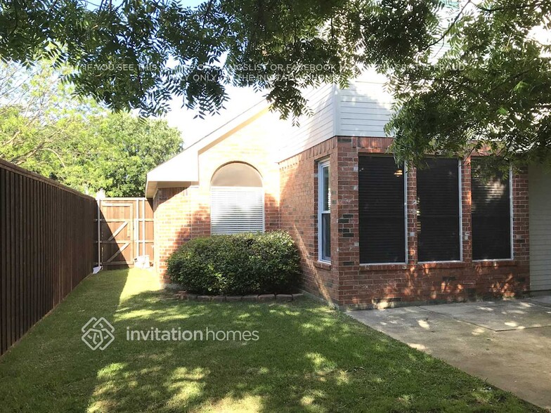 Building Photo - 1204 Taylor Ln