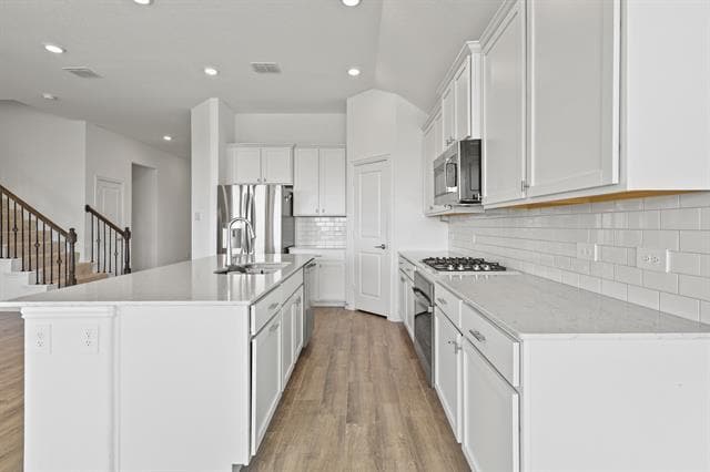 Building Photo - 14620 Little Water Dr