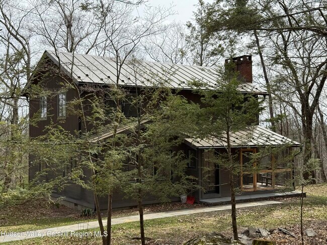 Building Photo - 25 Boggs Hill Rd