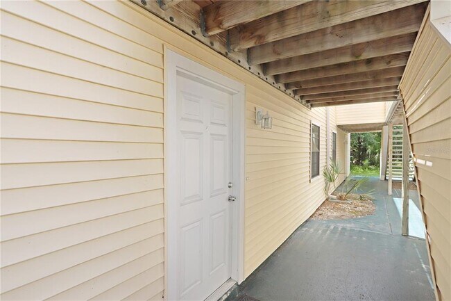 Building Photo - 134 Sycamore Ln