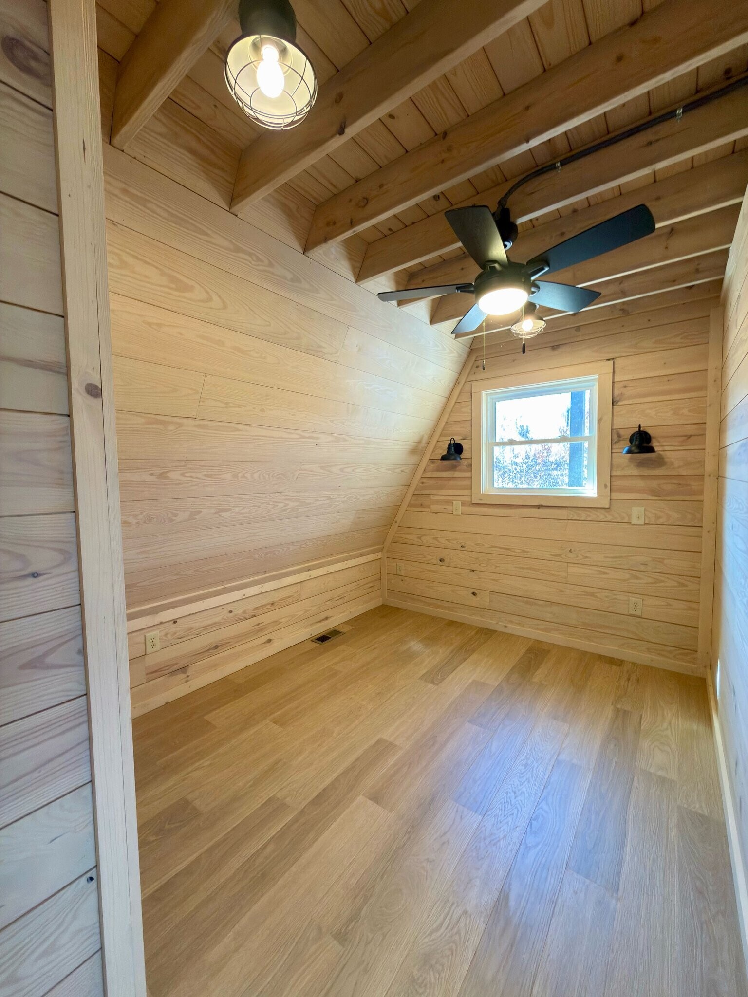 Building Photo - 4439 Jug Factory Rd