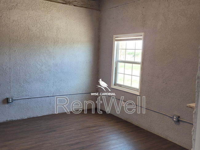 Building Photo - 17812 Private Rd 2160
