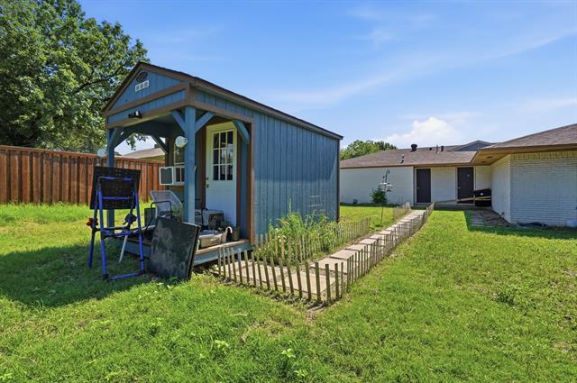 Building Photo - 5017 Fox Hill Ln